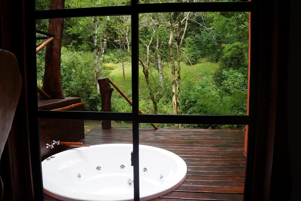 Tacuara Lodge Обера Номер фото