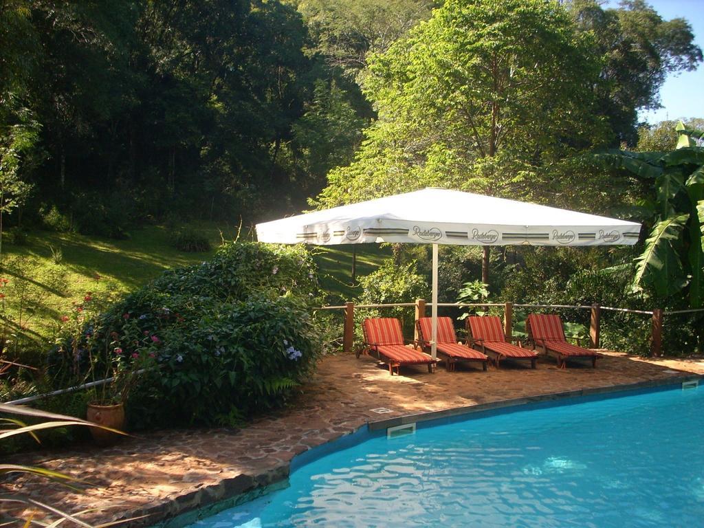 Tacuara Lodge Обера Экстерьер фото