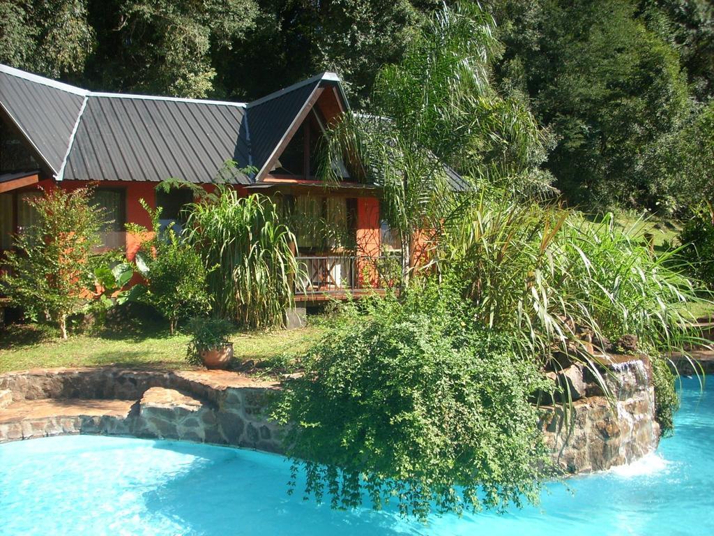 Tacuara Lodge Обера Экстерьер фото